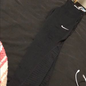 Nike pro leggings (Dri-fit)
